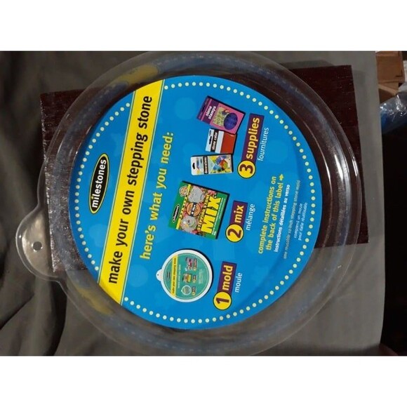 Milestones 12" Concrete Stepping Mold - Picture 1 of 1